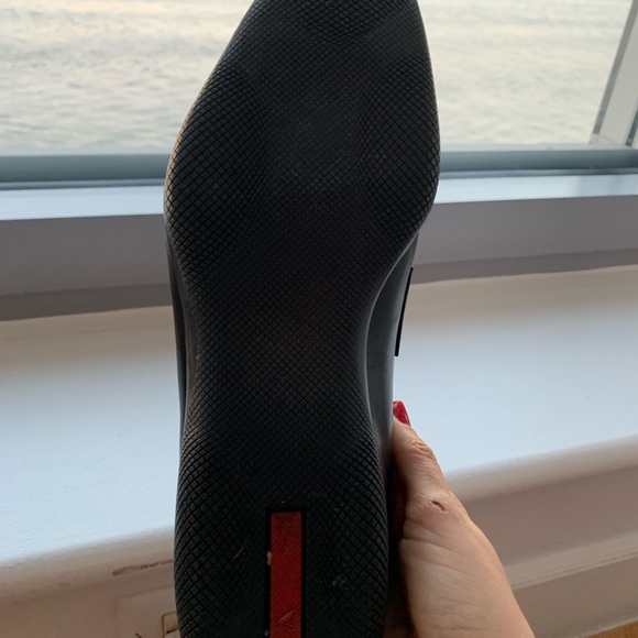 Prada  leather shoes - Picture 2 of 8